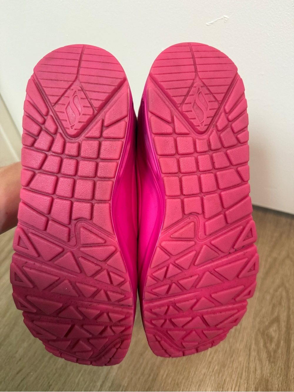 Skechers Women's Hot Pink Athletic Sneakers street uno size 7 - Picture 2 of 2
